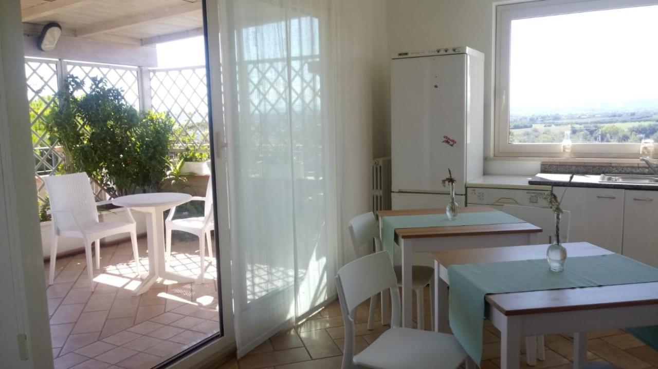 Hotel Il Cielo In Una Stanza Giulianova Exterior foto